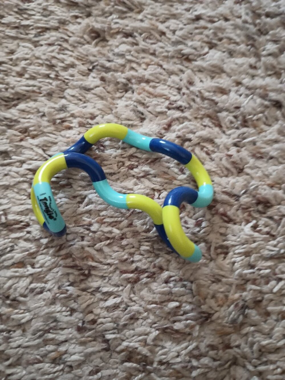 Tangle tamer fidget toy